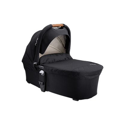 Nuna Mixx Bassinet and Stand